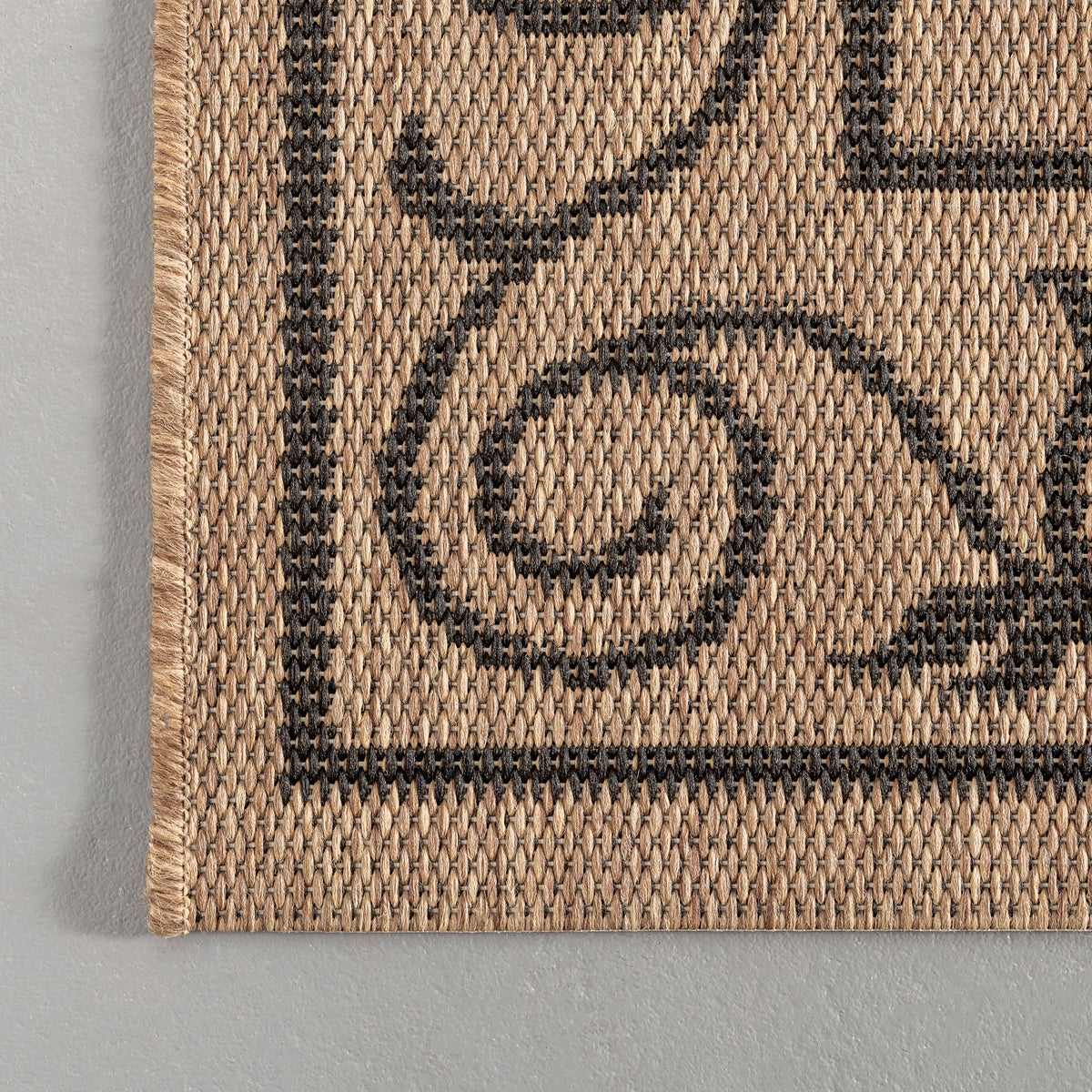 Indoor/Outdoor Krem Rug | Brown