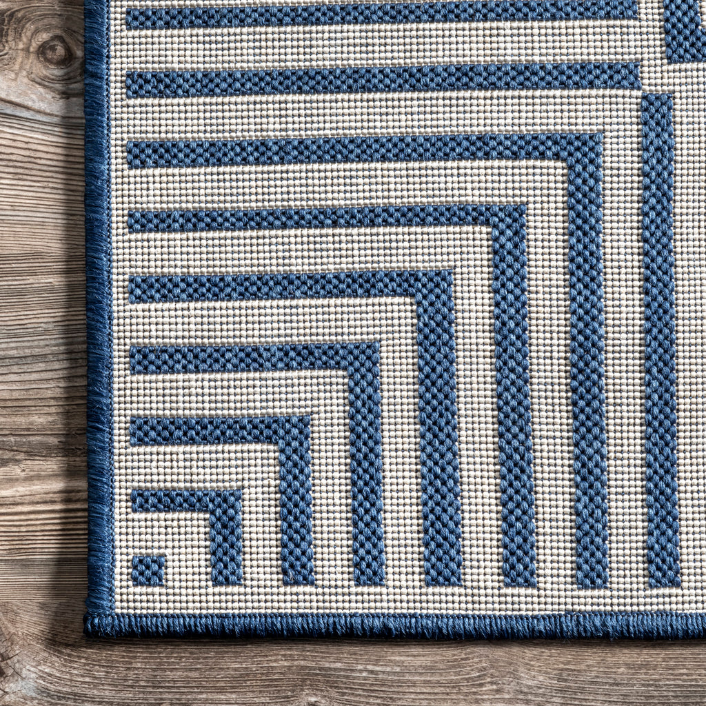 Striped Border Indoor/Outdoor Flatweave Rug | Navy